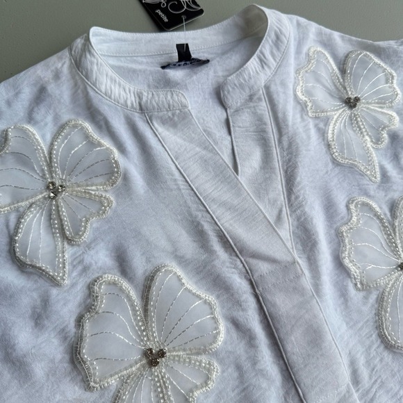 Ava & Grace Petite White Floral Applique Beaded Short Sleeve Blouse PL NEW - Picture 3 of 7